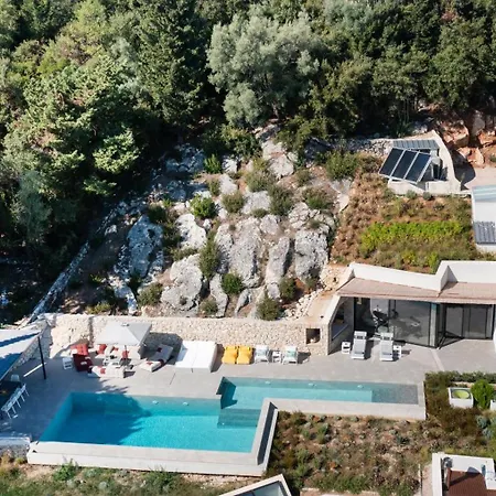 Villa Ionian Grand - Naya *