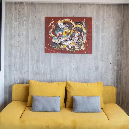 Ionian Grand - Naya *