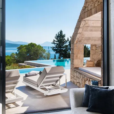 Ionian Grand - Naya * Ligia