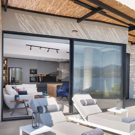 Ionian Grand - Naya *