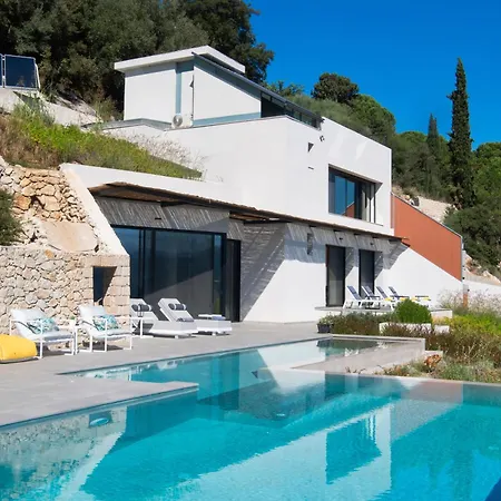 Ionian Grand - Naya Lygia (Lefkada)