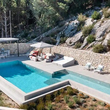 Villa Ionian Grand - Naya *