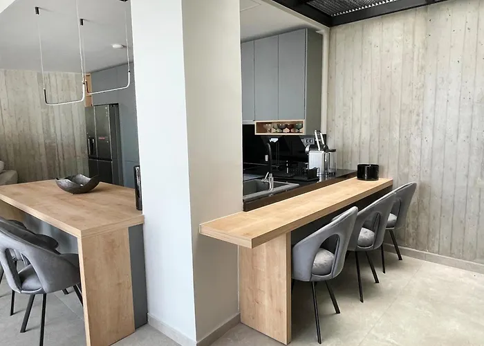 Villa Ionian Grand - Naya