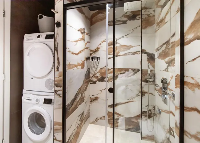 Ionian Grand - Naya *